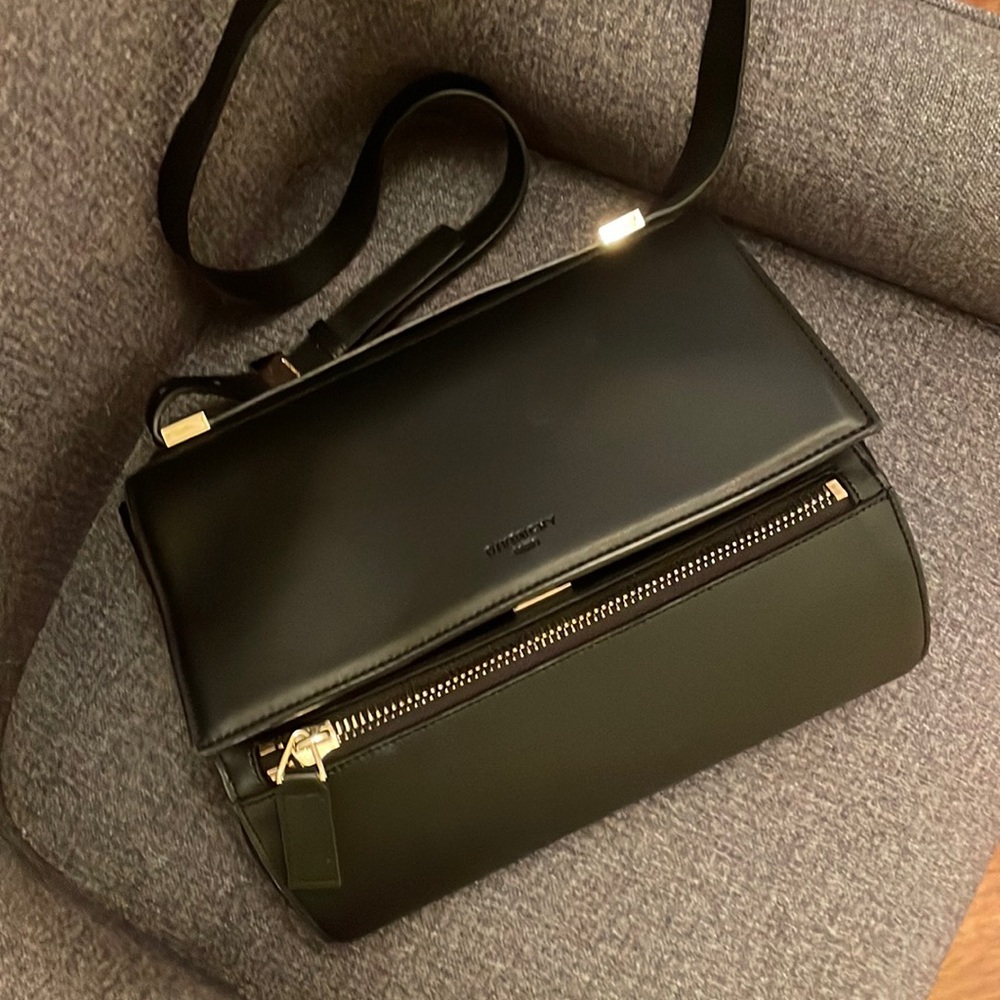 Givenchy pandora bag large
